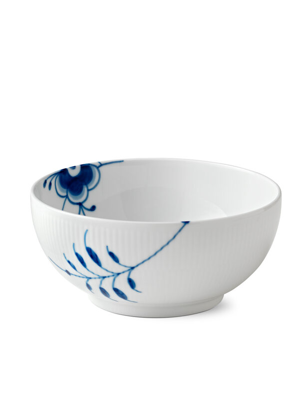 1017354_BLUE_MEGA_BOWL_21CM_01-aspect-ratio-1500-1930