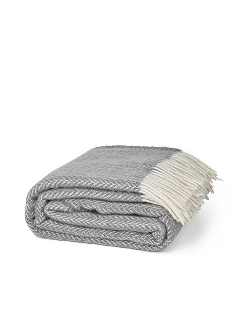 Hope_throw-Throw-75000-Grey-4_1296x-aspect-ratio-1500-1930