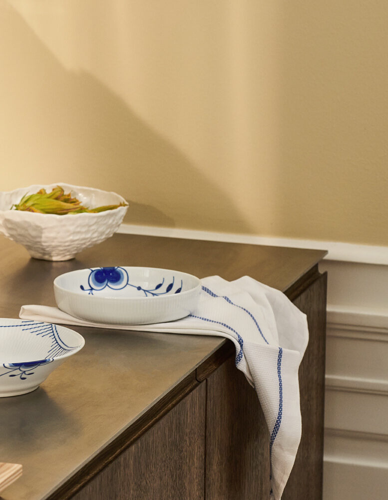 S1_2024_Line_Extensions_Blue_Fluted_Mega_Deep_Plate_21cm_Sauce_Jug_with_Lid_Ovenware_Round_185cm_72dpi-aspect-ratio-1500-1930